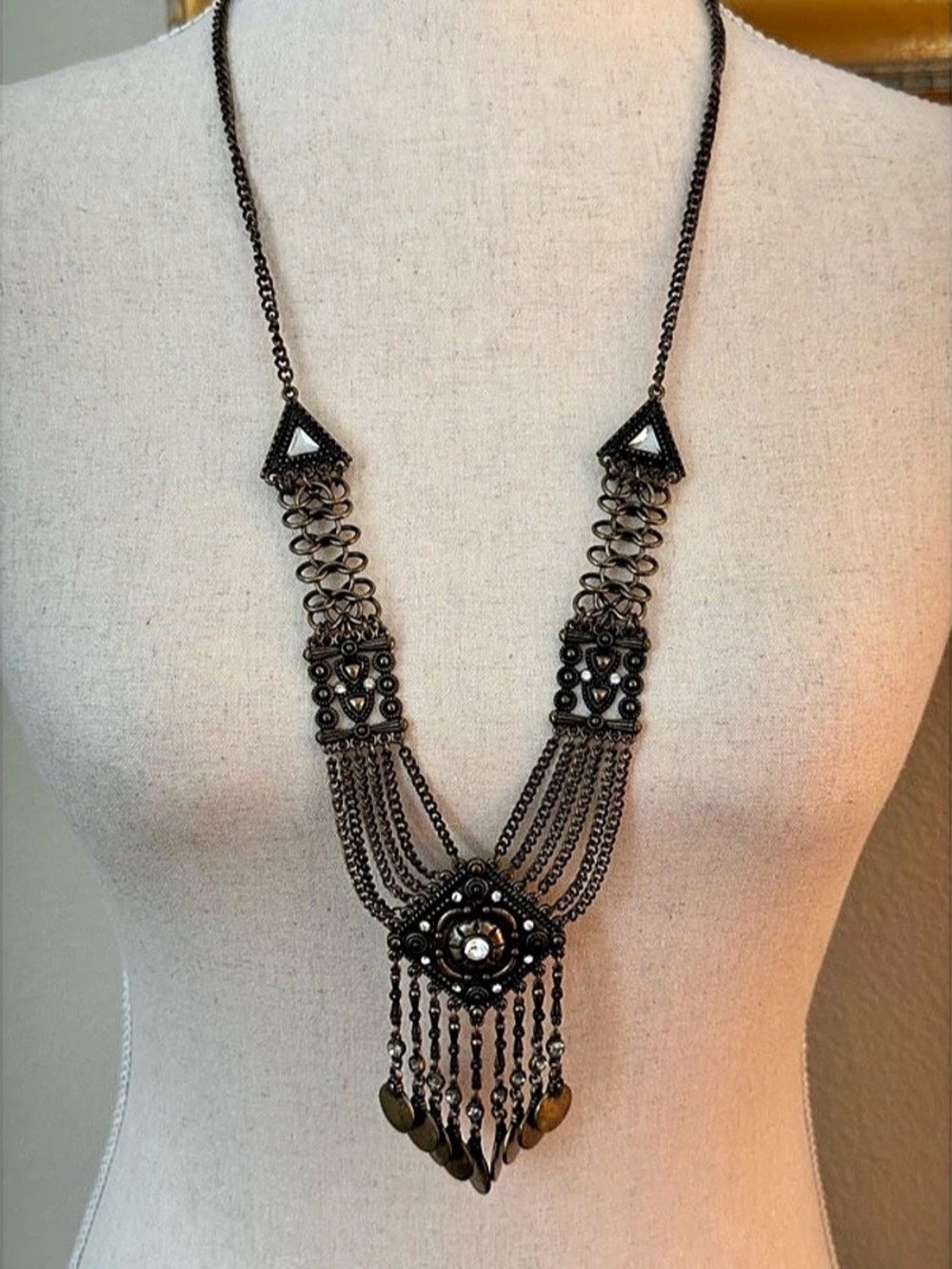 F21 unique, vintage, gunmetal statement Necklace
